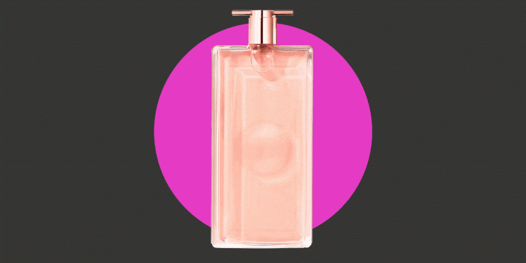 19 Winter Fragrances to Keep You Cozy This Season