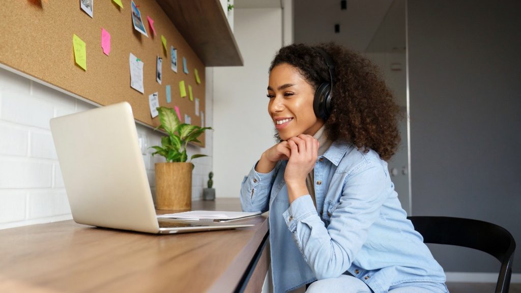 Teach English Online Without A Degree: 10 Companies That Pay