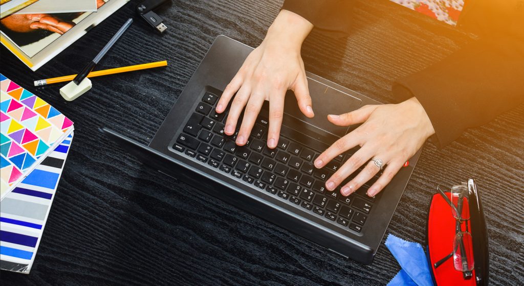 12 Best Online English Teaching Companies (2021)